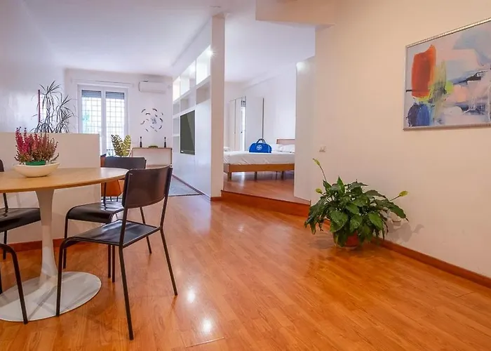 Lungotevere Home