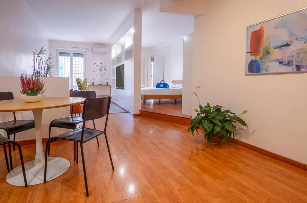 Lungotevere Apartment